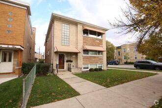 Building Photo - 5501 N Mango Ave