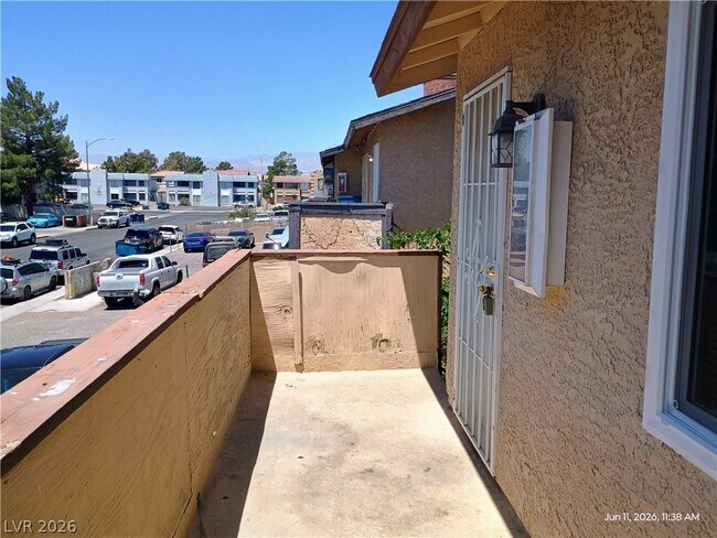 Building Photo - 6228 Ilanos Ln