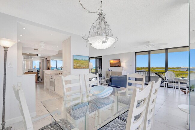 Building Photo - 5550 N Ocean Dr