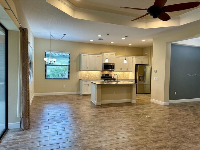 Building Photo - 26720 Weiskopf Dr