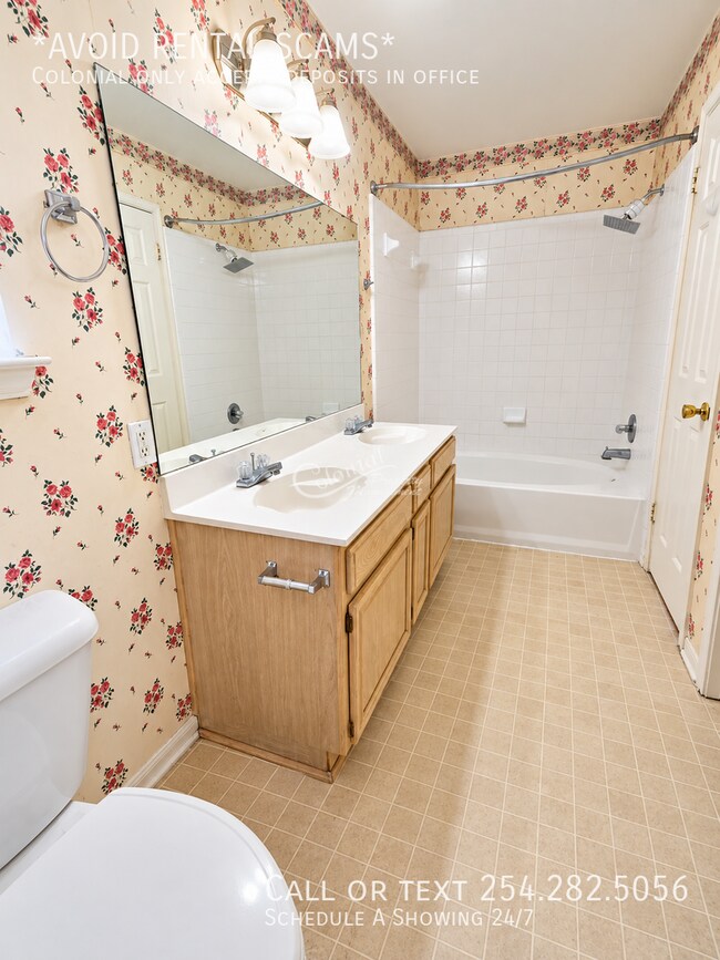 Building Photo - 4307 Adobe Dr