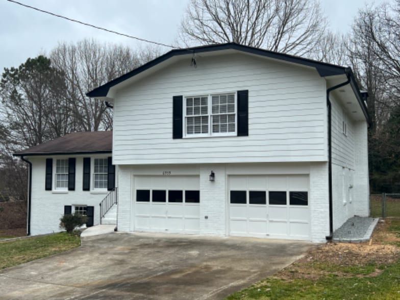 Building Photo - 6959 Lockridge Dr NW