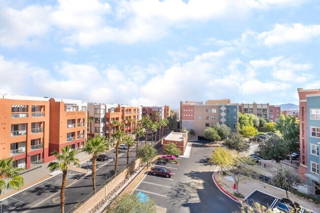 Building Photo - Modern Condo Living with Luxury Finishes in a Gated Community!