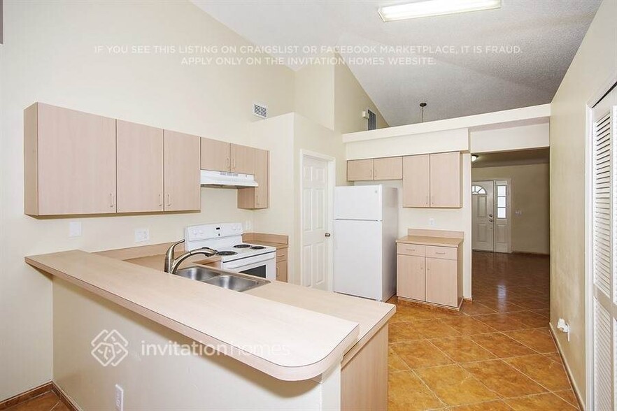 Building Photo - 9472 Brackin St