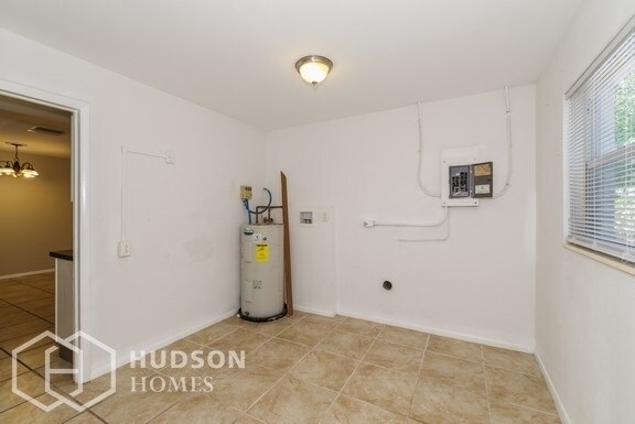 Building Photo - NOW AVAILABLE! 768 Croton Rd, Melbourne, F...