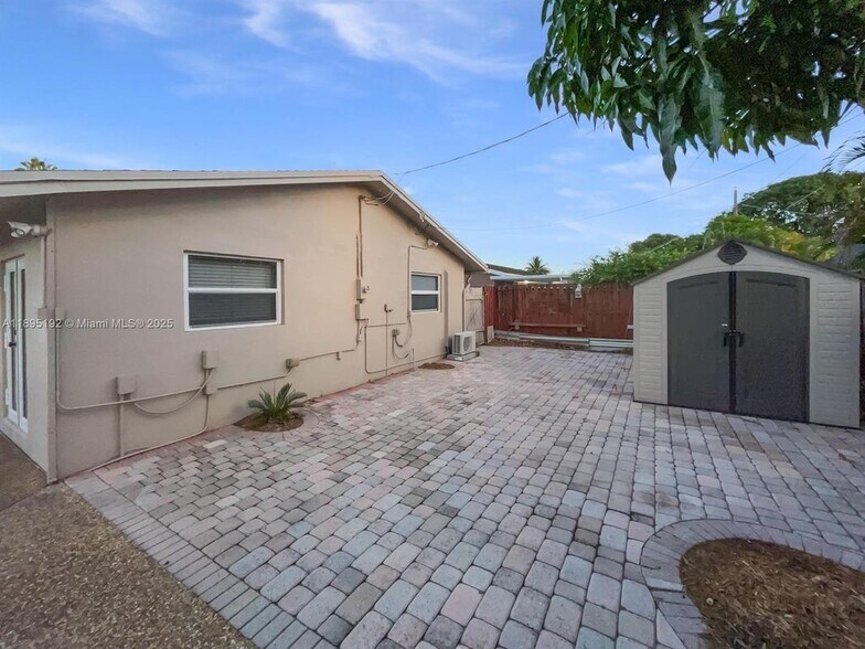 Building Photo - 22226 SW 65th Terrace