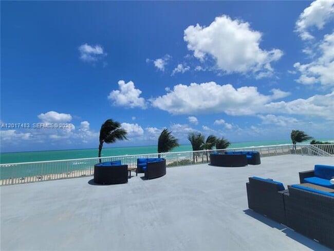Building Photo - 5401 Collins Ave