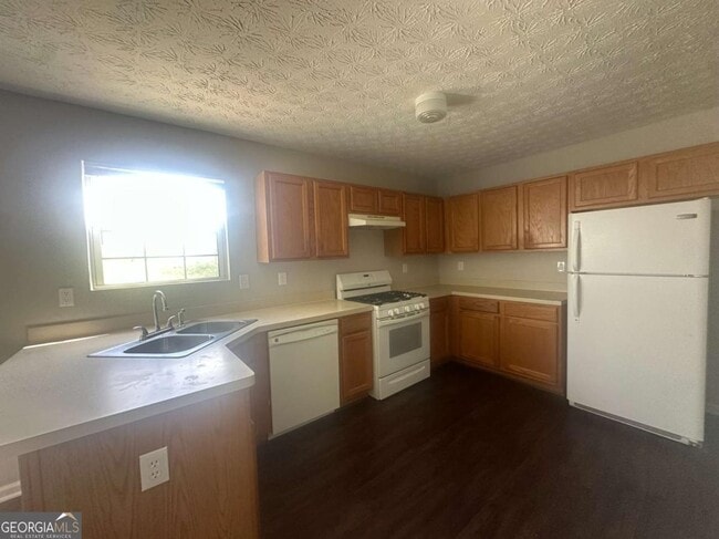 Building Photo - 6110 Flagstaf Walk