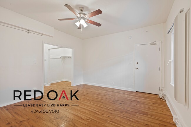 Building Photo - Terrific Studio with Beautiful Hardwood St...