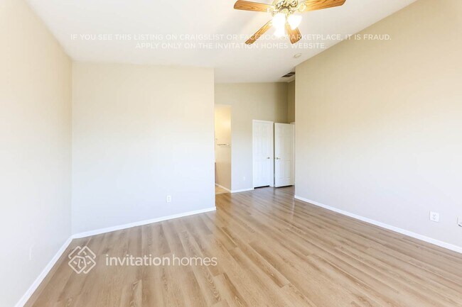 Building Photo - 5433 W Grove St