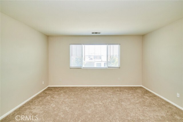 Building Photo - 1213 Sandy NK
