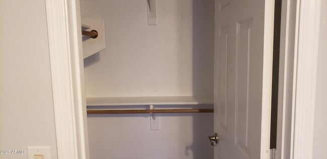 Building Photo - 4631 W Shumway Farm Rd