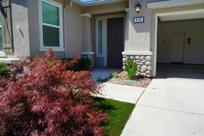 Building Photo - 415 Belvedere Dr