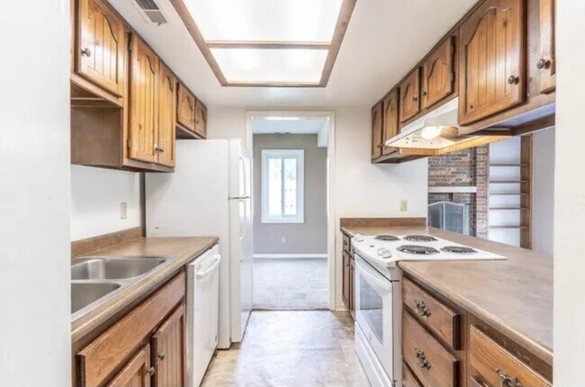 Building Photo - 4318 Whaler's Cove