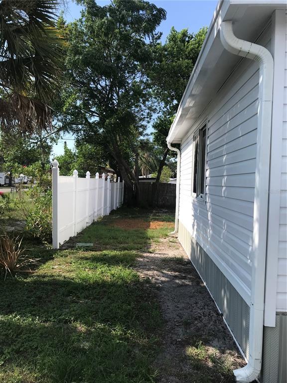 Building Photo - 7037 Lofty Dr