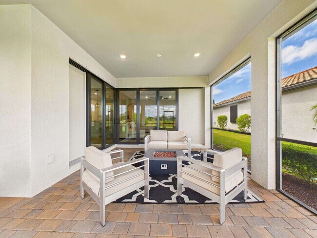 Building Photo - Furnished 3 Bedroom, 2 Bath Single-Family Home in The Place at Corkscrew!