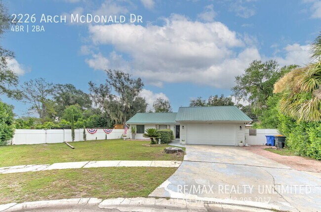Building Photo - 2226 Arch McDonald Dr