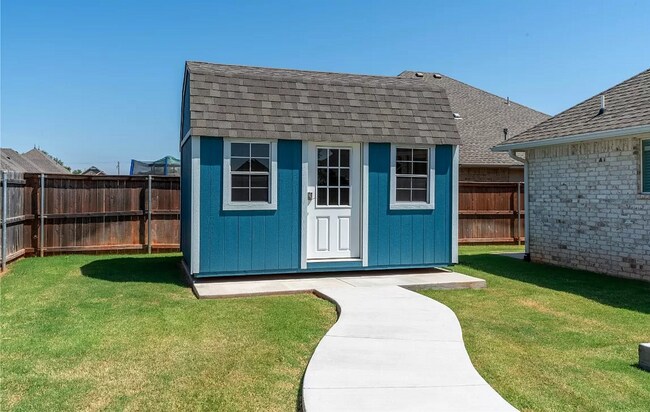 Building Photo - Stunning 3BD/2.5BTH Home in Mustang