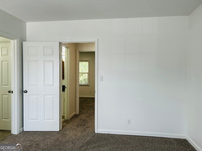 Building Photo - 207 Harwell Ave