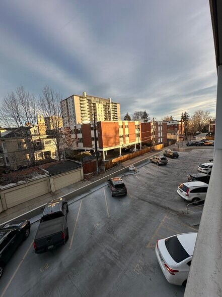 Building Photo - 888 N Logan St