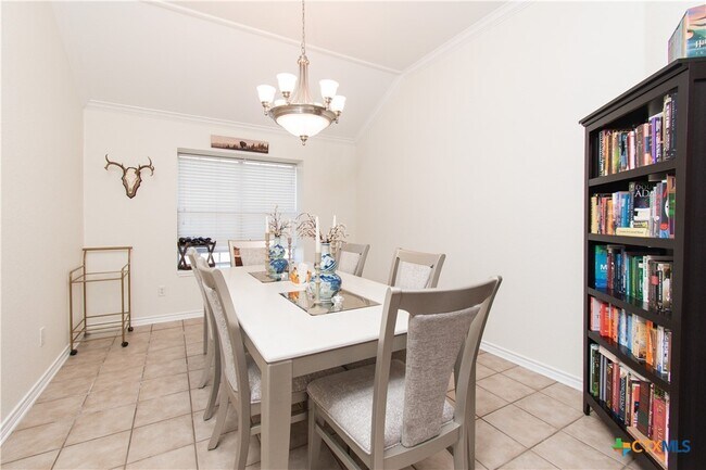 Building Photo - 103 Corral Ct