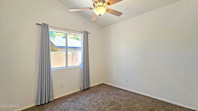 Building Photo - 9014 W Rovey Ave