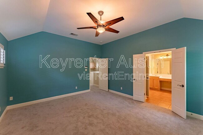 Building Photo - 1808 Village Oak Ct