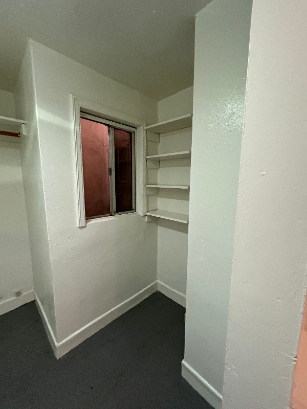 Building Photo - 1523 N McCadden Pl