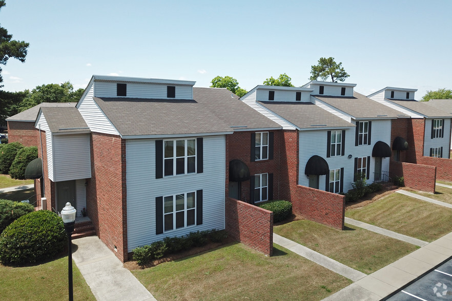 Building Photo - Lexington Place Apartments