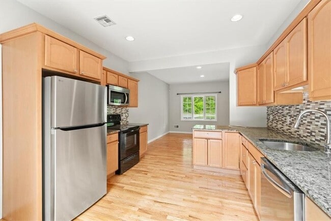 Building Photo - 436 Jessup Rd