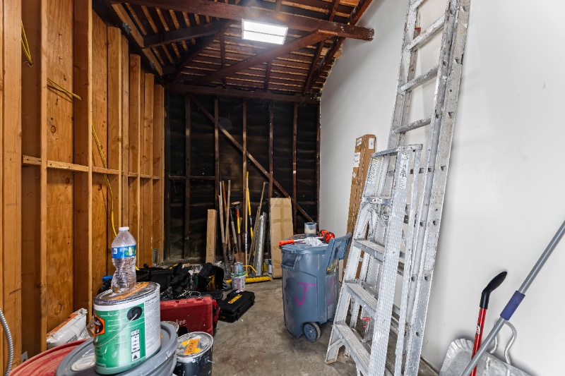 Building Photo - 8509 Naylor Ave