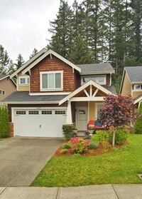 Building Photo - Gorgeous 4 bed plus den