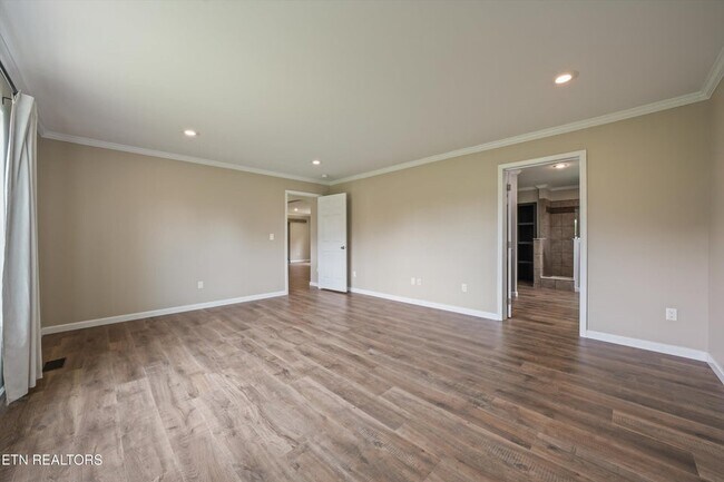 Building Photo - 4815 Big Springs Rd