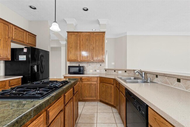 Building Photo - 12058 Miramar Shores Dr