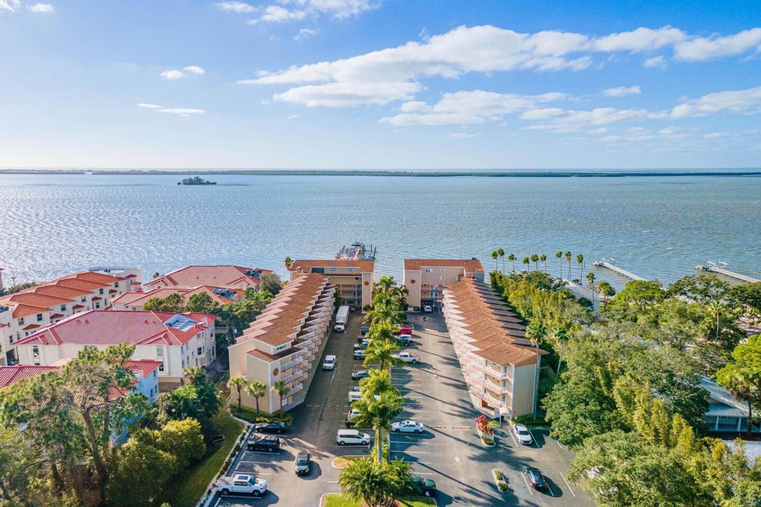 Building Photo - 1420 Bayshore Blvd