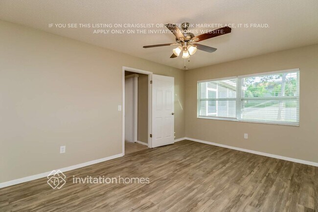 Building Photo - 15103 Southfork Dr