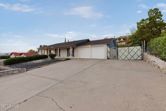 Building Photo - 1509 Lost Padre Mine Dr