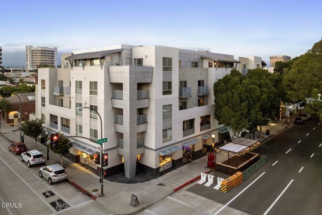 Building Photo - 159 W Green St