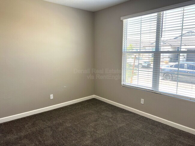 Building Photo - 8213 S 45th Ave