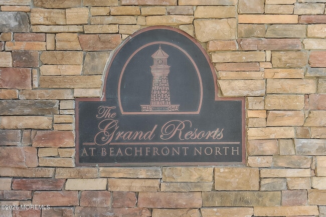 Building Photo - 33 Cooper Ave