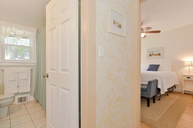 Building Photo - WINTER RENTAL: Two Beaches Cottage