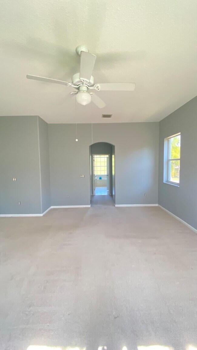 Building Photo - 9814 Shepard Pl