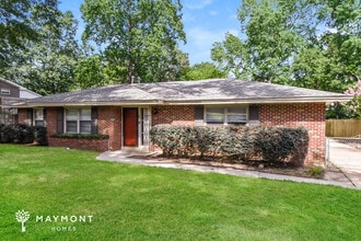 Building Photo - 711 Forestdale Dr