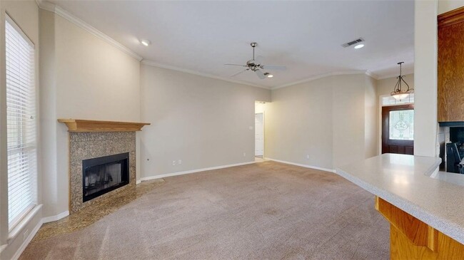 Building Photo - 2350 Kendal Green Cir