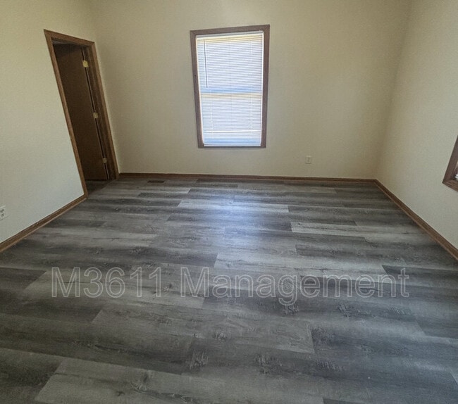 Building Photo - 2903 N 43rd St