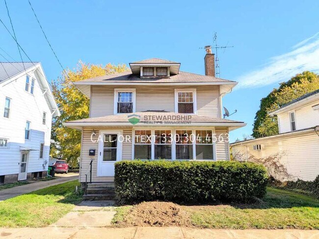 Building Photo - 750 Amherst Rd NE