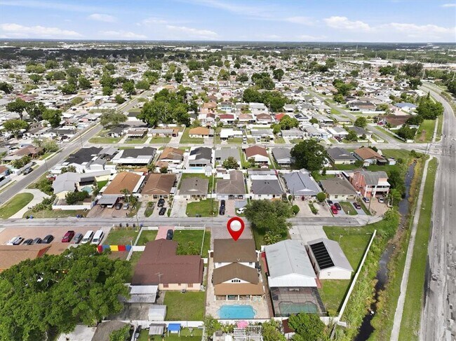 Building Photo - 6611 N Hale Ave
