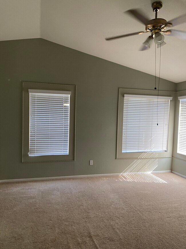 Building Photo - 11855 Westview Pky