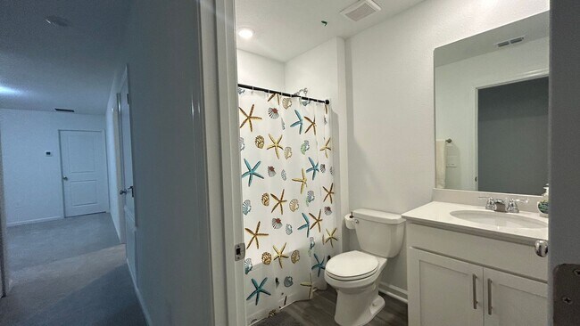 Building Photo - New construction!! Private Furnished Guest Suite & Office in NW Gainesville