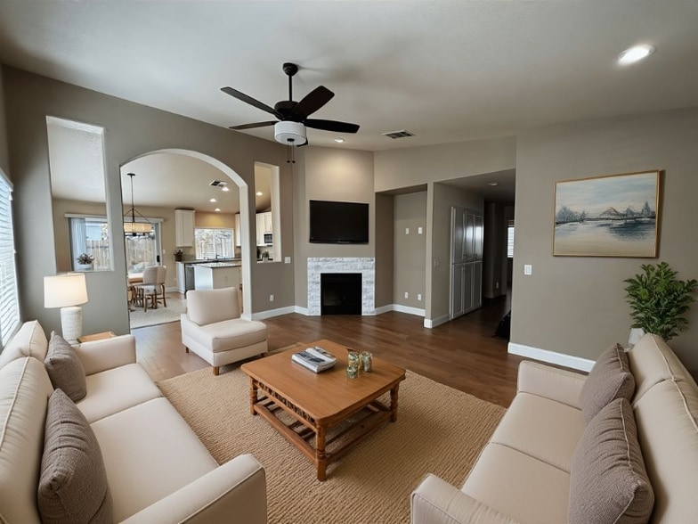 Building Photo - 8340 Lake Willow Way